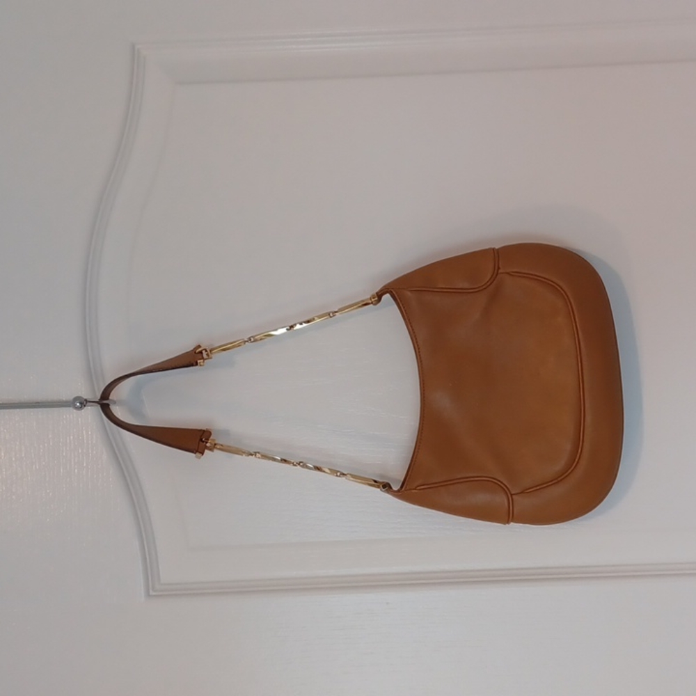 Ferragamo upscale shoulder bag